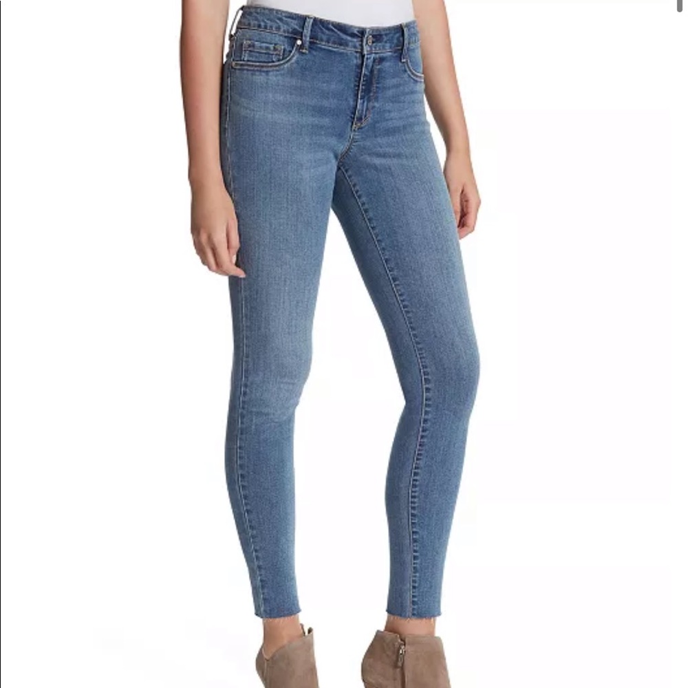 Jessica Simpson forever skinny jeans